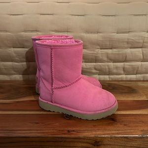 Girls pink UGGS size 11